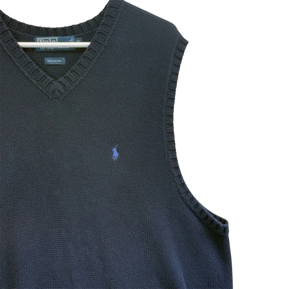 Ralph Lauren Men's Navy V-Neck Sweater Vest. Size XL